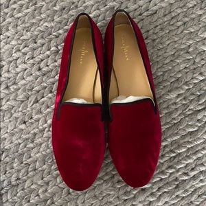 Red velvet smoking slipper